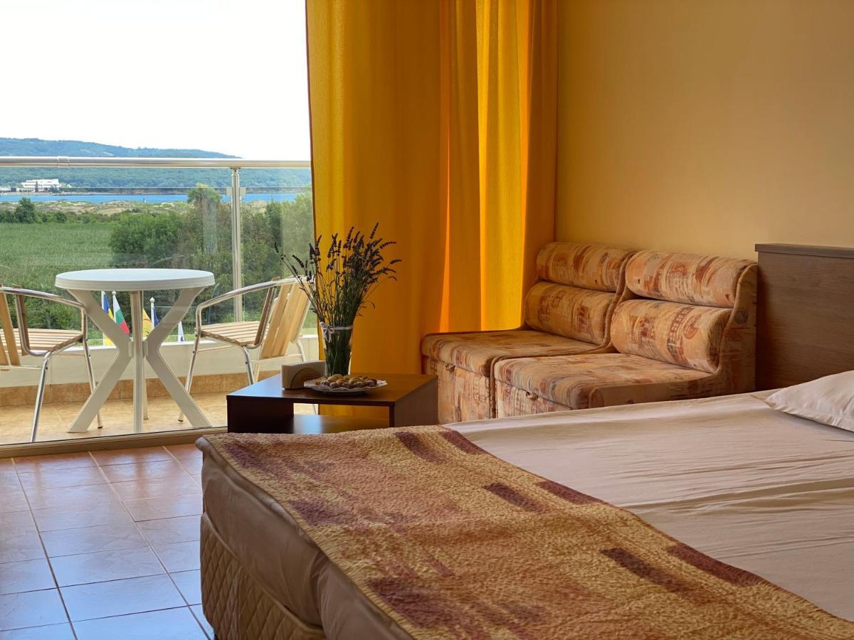 Hotel Plamena Palace Приморско Экстерьер фото