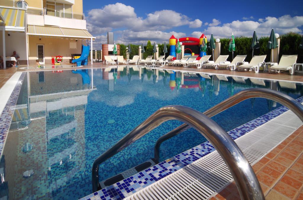 Hotel Plamena Palace Приморско Экстерьер фото