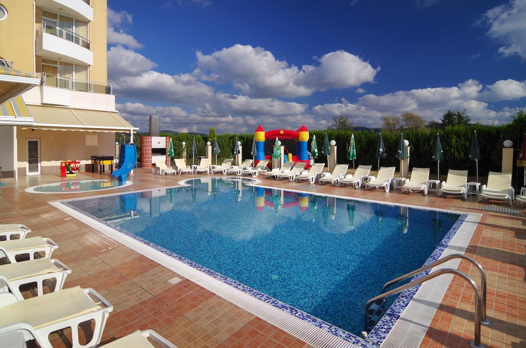Hotel Plamena Palace Приморско Экстерьер фото